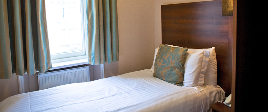 Hanover Hotel Victoria - Single Bedroom